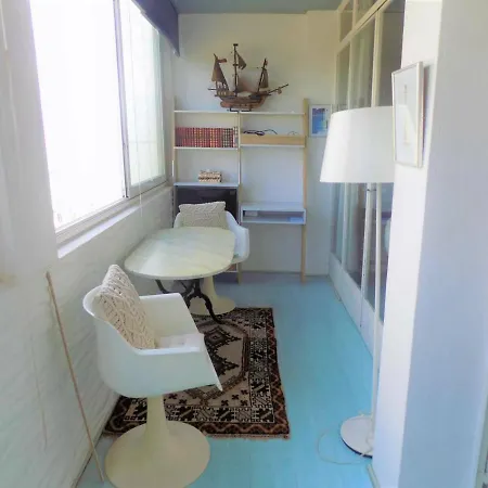 Appartement Royan, 1 Piece, 2 Personnes - Fr-1-305-1489 Royan